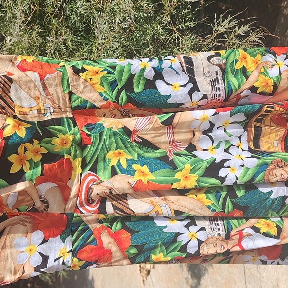 NWOT Belle Poque Summer Dress Bold Print Pin Up Girls Hibiscus Island Sz Med - Picture 2 of 12